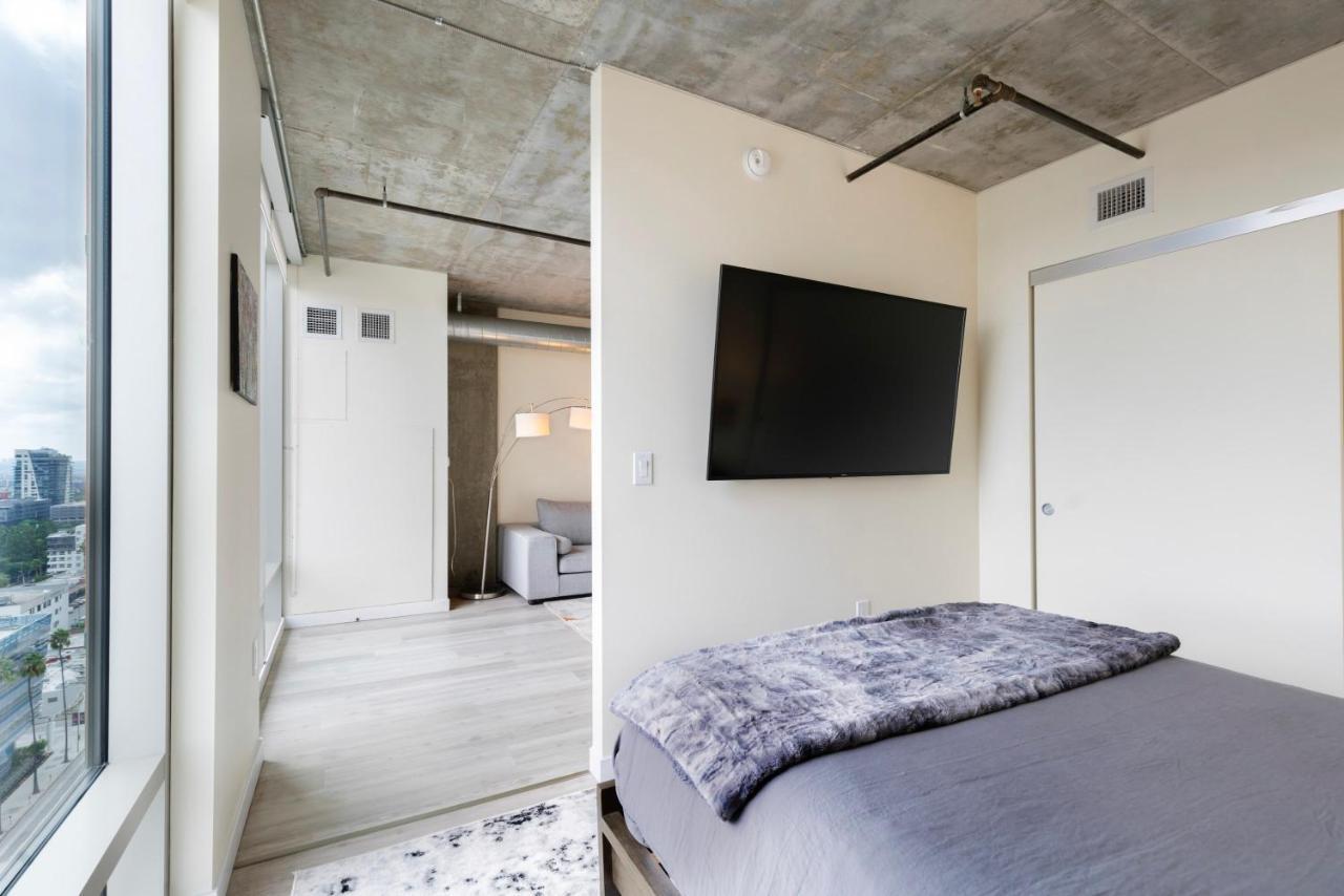 New 2Br Upscale Hollywood Apartment ロサンゼルス エクステリア 写真